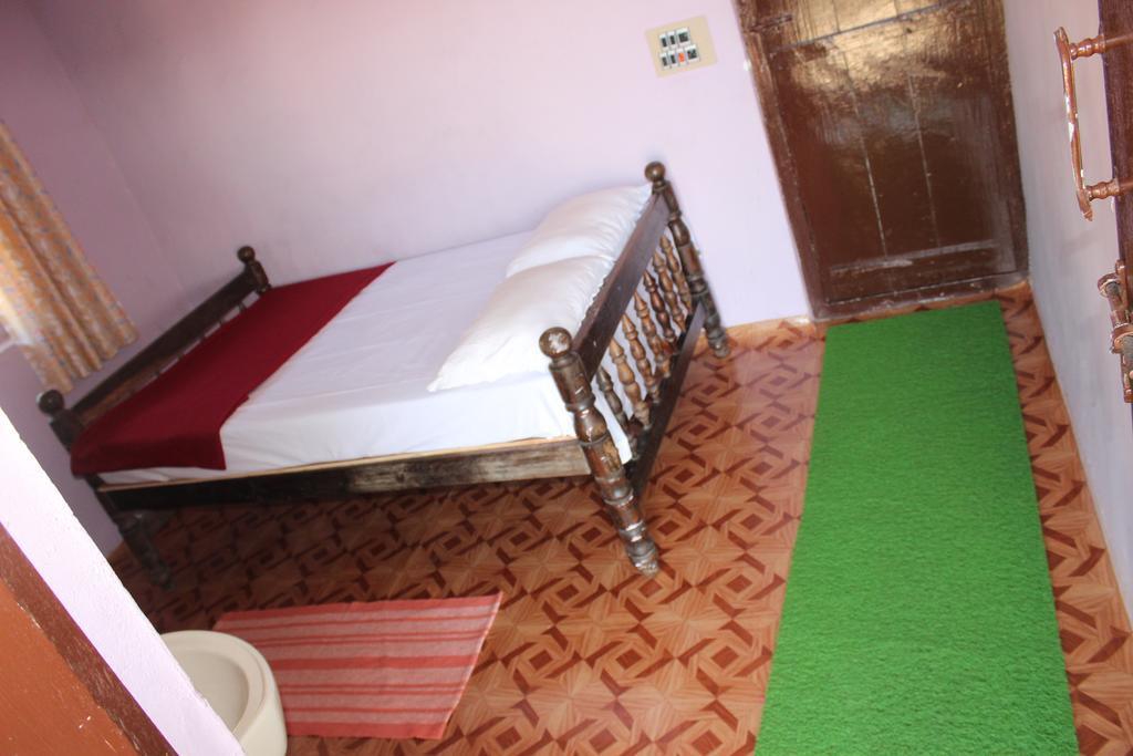 Chuppi Homestay Madikeri Exteriör bild